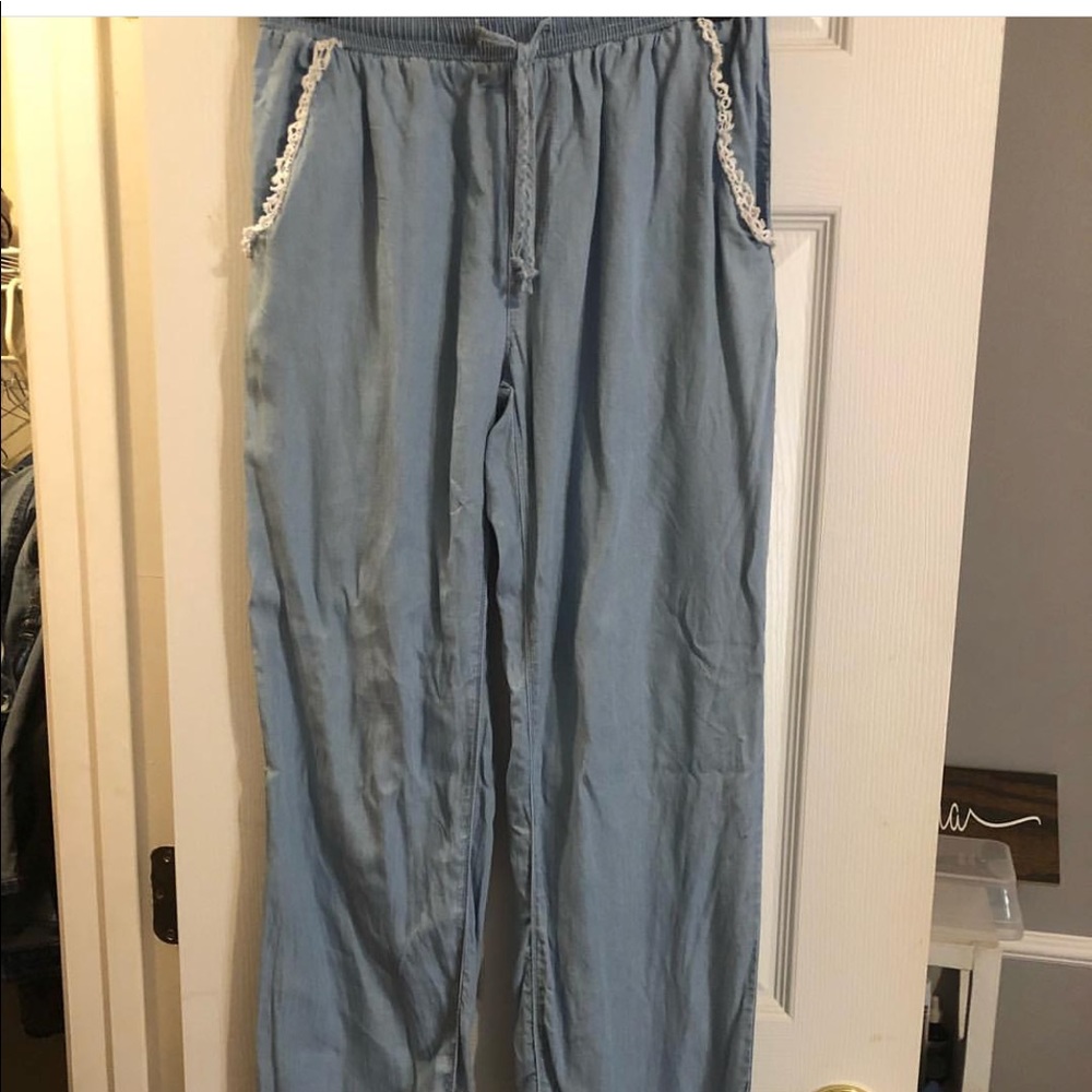 Flowy pants
